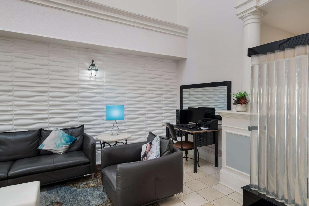 Surestay Plus Hotel By Best Western Plano Buitenkant foto