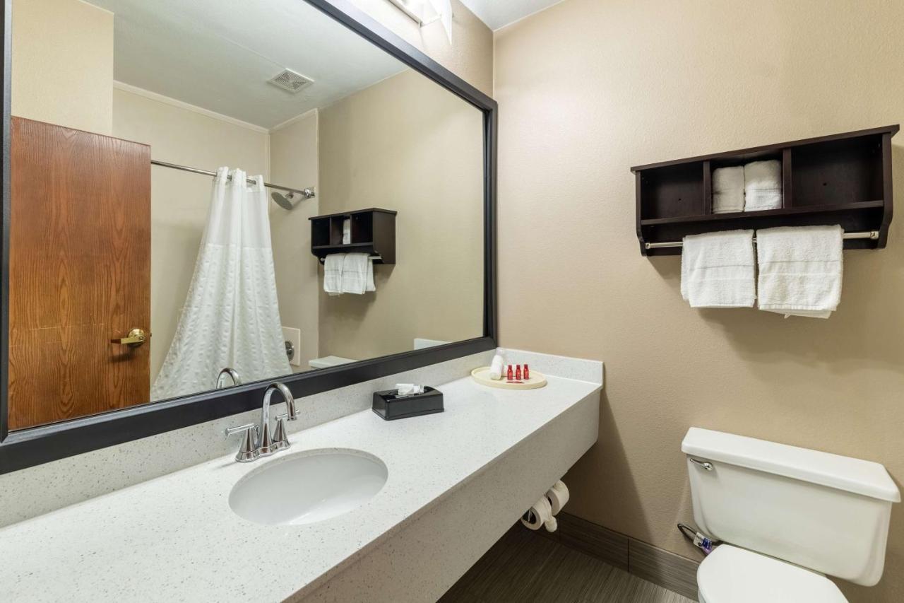 Surestay Plus Hotel By Best Western Plano Buitenkant foto